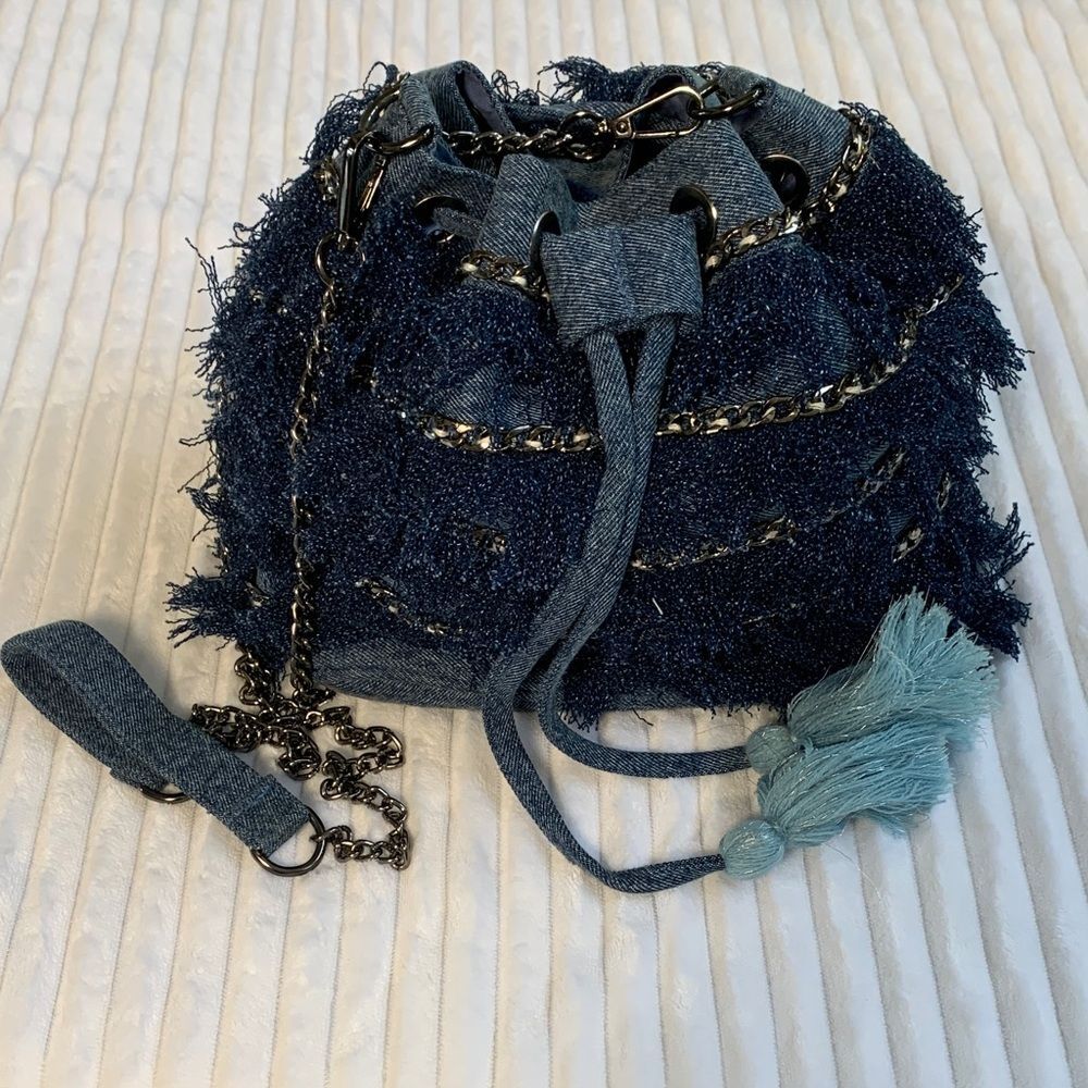 America & Beyond Fringe Whimsy Crossbody Bag - Picture 3 of 10